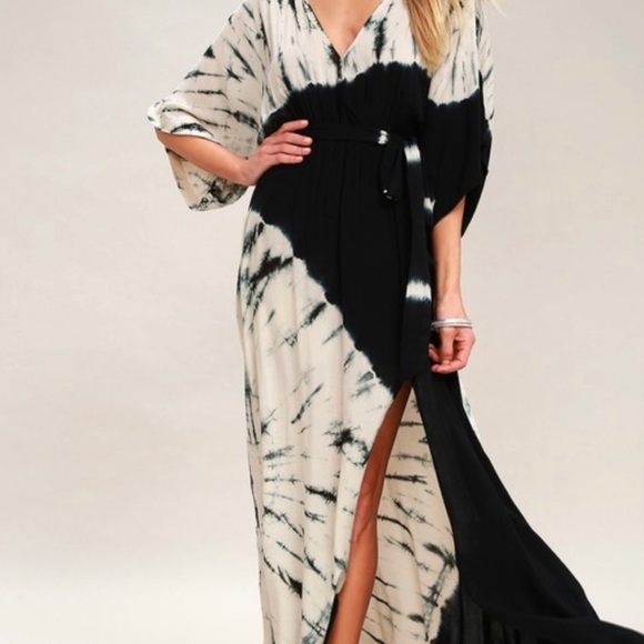 Lulus Dresses & Skirts - Lulu’s Tie dye dress